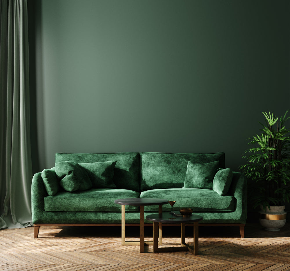 5 Ways to Use Emerald Green Wall Decor in Your Interior